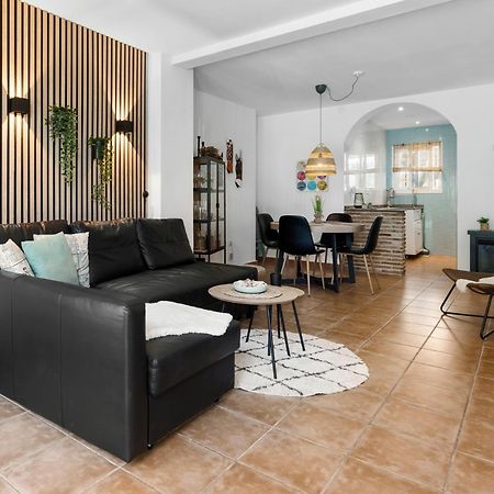 Beachfront Calahonda Apartment By Costarentals - Ref 89 Sitio de Calahonda Dış mekan fotoğraf